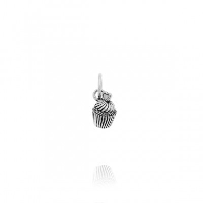 Charm Cupcake