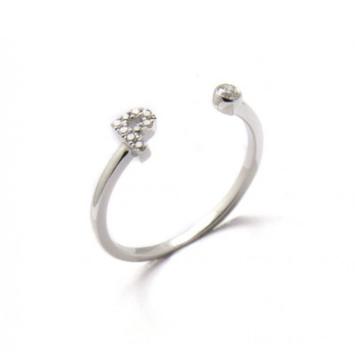 Anello Iniziale Lettera P con Diamanti