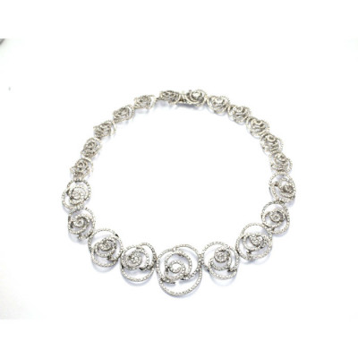 Collana Bocciolo oro bianco e diamanti