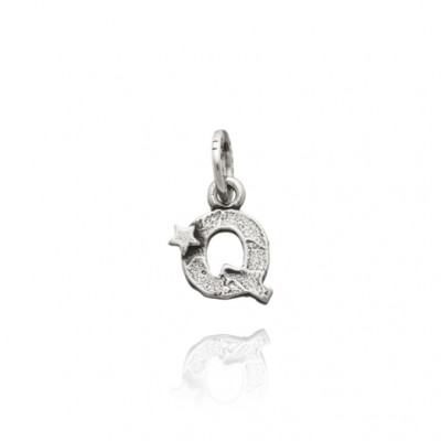 Charm Lettera Stelle Q