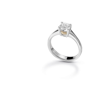 Anello solitario Battito